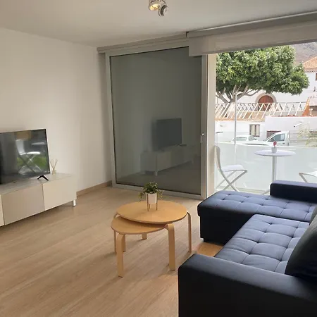 Adeje Mountain&seaview *